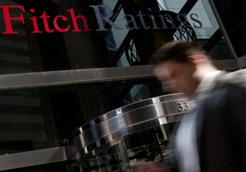 Fitch: boom AI i ryzyko korekty rynków akcji głównym zagrożeniem w obecnym kwartale