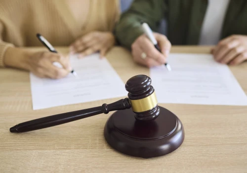 Sądowy a umowny podział majątku w Olsztynie – który wybrać i dlaczego?