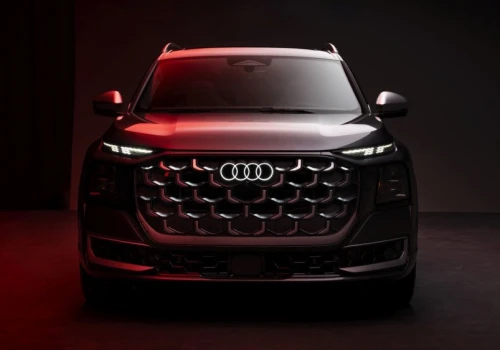 Największe Audi w historii oficjalnie zadebiutowało. Nowe Audi Q9 szokuje silnikiem i ceną