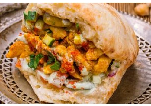 Zapomnij o fast foodzie. Domowa pita gyros smakuje o wiele lepiej