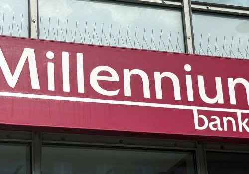 Pierwszy bank zaskoczył zyskiem. Podatek go nie pochłonął