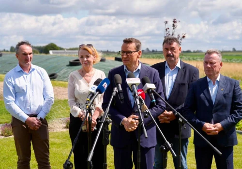 Morawiecki domaga się dopłat do produkcji rolnej na poziomie 1400 zł/t