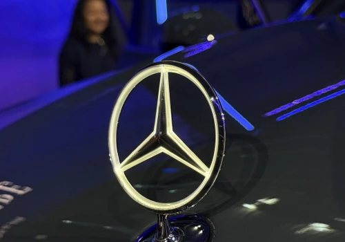 Mercedes tnie prognozy. Chiny uderzają w europejską motoryzację