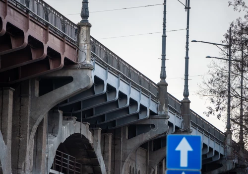 Warszawa. Kończą się prace przy Moście Poniatowskiego