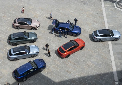 Triest areną premierowych jazd nowymi Maserati. Marka świętuje 100-lecie emblematu Trójzębu
