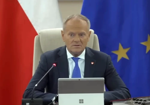 Donald Tusk po brutalnym ataku we Wrocławiu: „Bandyci nie mogą dyktować zasad na polskich ulicach”