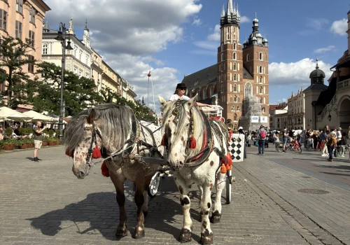 Normalnie się nie da, ale na IRONMANA się da. Dorożki znikają z Rynku Głównego na sześć dni