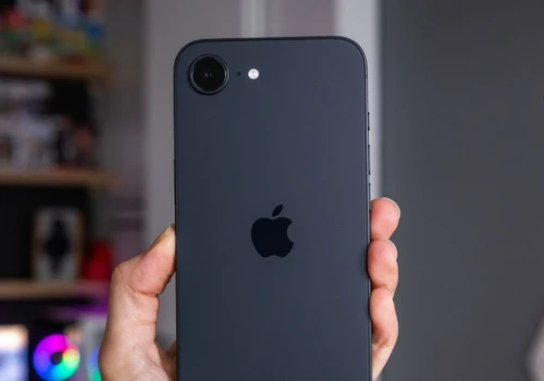 iPhone na wynajem. Nowa usługa Apple dla osób z technologicznym FOMO