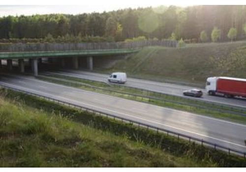 Rozbudowa A2 po wakacjach. Będzie trzeci pas