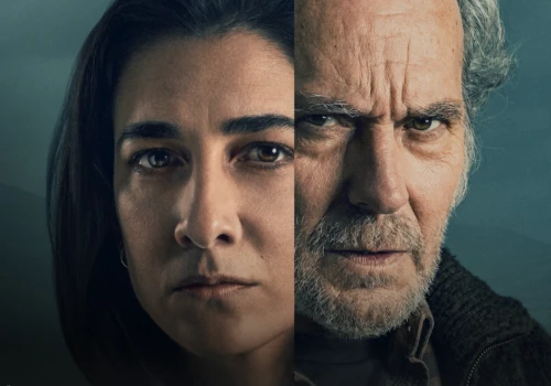 Nowy thriller Netflixa podbija świat. Mroczna opowieść o obsesji, rodzinnych sekretach i teoriach spiskowych