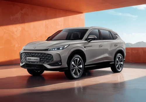 Czy to najpiękniejszy SUV na rynku? MG HS Hybrid+ z zasięgiem do 994 km i rabatem do 15 tys. zł