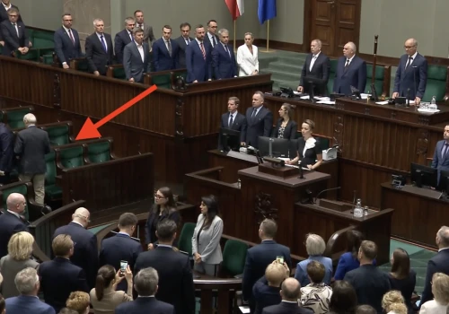 Pojawiła się na mównicy, a PiS-owcy… Żenujące zachowanie, Czarzasty reaguje. „Rozumu wam nie…”