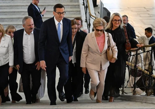 Polityczna burza po decyzji Morawieckiego. 
