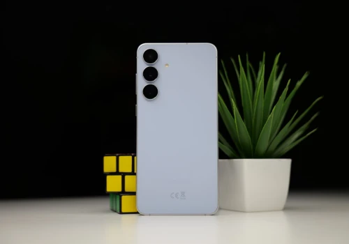 Dobre wieści o Samsungu Galaxy S26 FE w kwestii ładowania. Czy podobnie będzie z baterią?