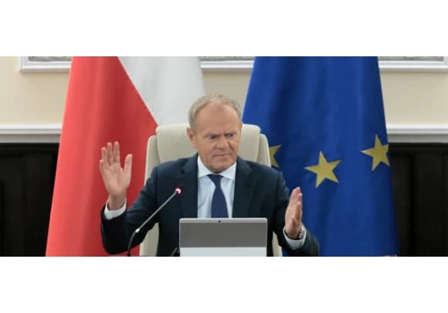 Tusk próbuje rozbroić minę najmu krótkoterminowego. W tle zarzuty o lobbing