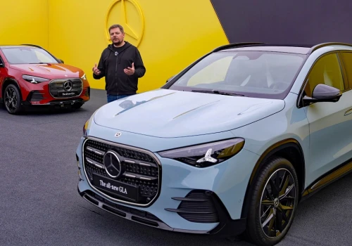 Nowy Mercedes GLA ma trzy ekrany i zasięg 657 km. Ale będzie też benzyniak