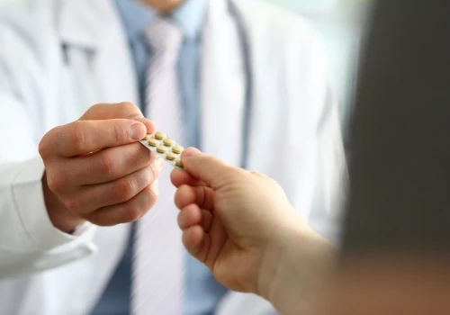 Floryda zaleca psychiatrom szukanie przyczyn kryzysu, zamiast automatycznego przepisywania psychotropów