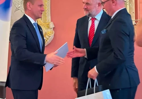 Marszałek powołał do rady radnego, któremu wojewoda wygasił mandat
