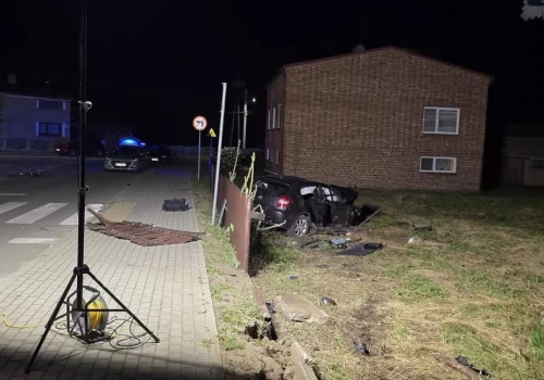 Koszmarny wypadek w powiecie kłobuckim. Nie żyje 9-latek, którego na chodniku potrącił kierowca BMW