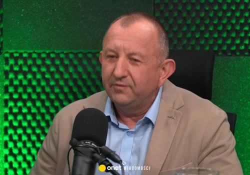 Generał krytykuje działania polskich służb w sprawie rakiety. 