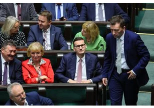 Podwyżki dla posłów. Rekordowy budżet Kancelarii Sejmu