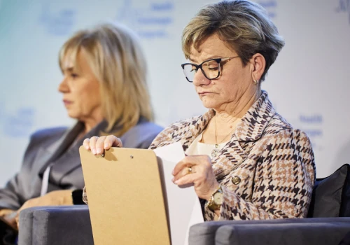 240 zł za godzinę pracy lekarza. Pielęgniarki: problemem jest chaos płacowy