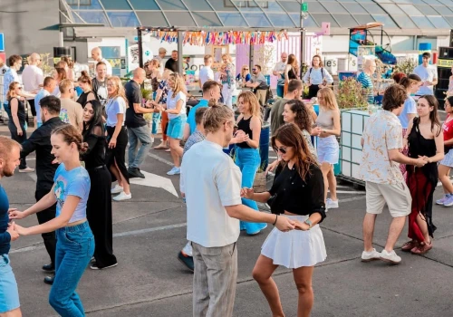 Weekend pełen rytmu we Wrocławiu. Taniec, muzyka i kino pod gwiazdami