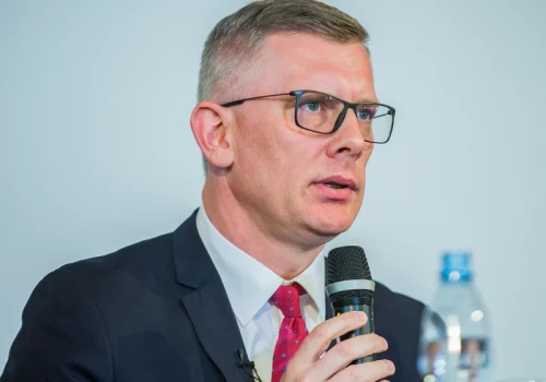 Cenckiewicz wraca do współpracy z Rachoniem. Na Nawrockim zarobił mniej niż na Tusku