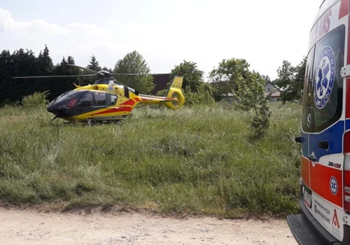 Horror na podwórku pod Niskiem. Babcia przejechała autem 1,5-roczną wnuczkę! LPR w akcji
