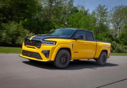 Nowy Ram 1500 Rumble Bee ma ceny. 788 KM za 97.790 dolarów