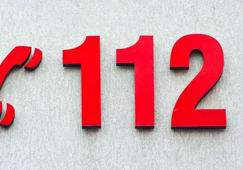 Śmiertelny wypadek w Sokolnikach. Ciągnik rolniczy najechał na 70-latka