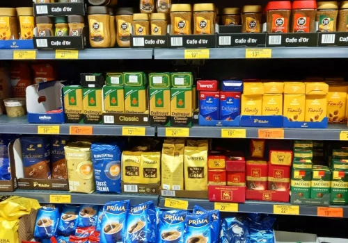 Aldi daje kawę Nescafé gratis. Niemiecka sieć wyśmiewa konkurencję swoją promocją