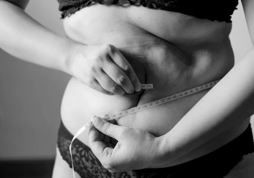 Efekt jo-jo – jak go uniknąć? Co to deficyt kaloryczny i adaptacja metaboliczna podczas odchudzania?