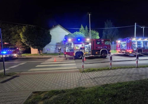 Nocny pożar „Syberii” w Skoczowie. Strażacy podejrzewają podpalenie