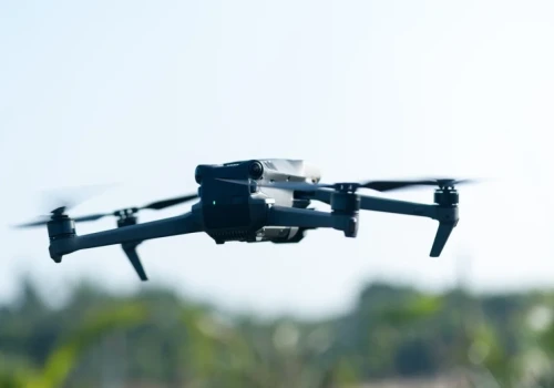 To może być przełom. Powstaje technologia zdalnego ładowania dronów