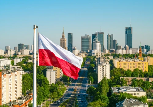 Zmiany w świętach państwowych. Rząd ma plan dla 15 sierpnia i 2 maja