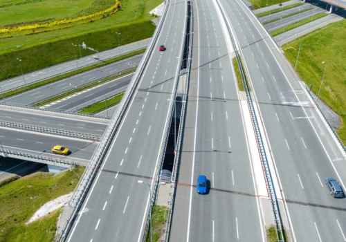 Autostrada z odcinkowym pomiarem prędkości. Koniec nieformalnego toru wyścigowego