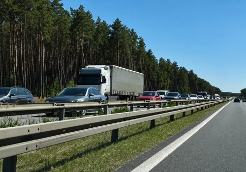 Kolizja trzech aut na A6. Korek ma już około 7,5 km / Aktualizacja