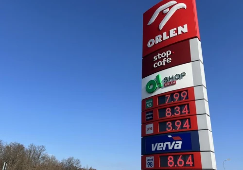 Diesel powyżej 8 zł/l, benzyna najdroższa od 4 lat. Prawie nigdy nie tankowaliśmy tak drogo