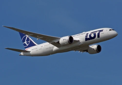 LOT utrzyma wyższą liczbę lotów do Tokio