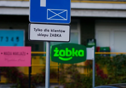 Orlen będzie miał nową konkurencję? Żabka może opanować stacje paliw w Polsce