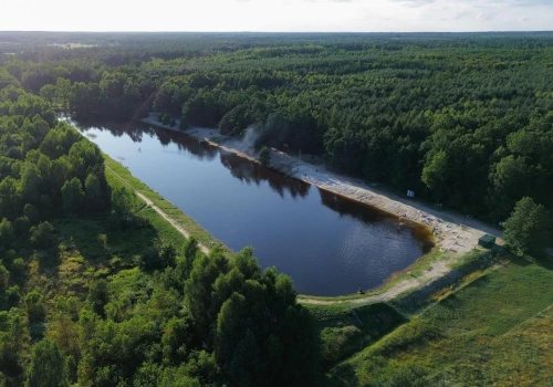 Dwa popularne kąpieliska na Podkarpaciu znów otwarte. Sanepid wydał ważne komunikaty