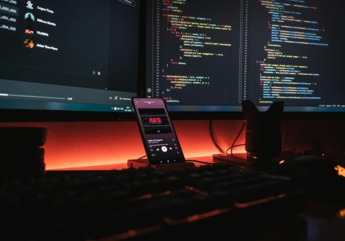 AI już przejmuje władzę? Ekspert mówi, czy powinniśmy się obawiać incydentów w OpenAI i Anthropic