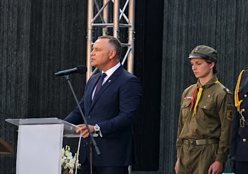Wzruszające słowa Prezydenta Karola Nawrockiego. Zwrócił się do Powstańców Warszawskich 31 lipca