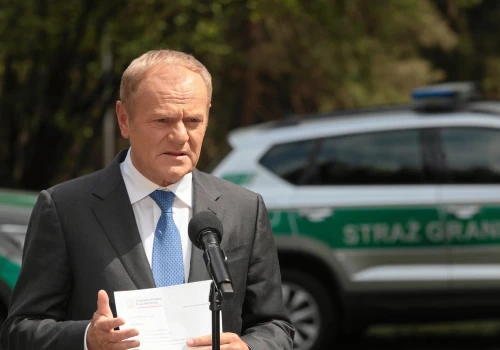 Tusk reaguje na kryzys migracyjny w Ceucie. 