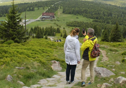 Karkonosze: dobre warunki na szlakach, ale możliwe burze i silny wiatr