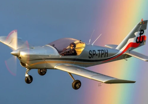 Samoloty nad Warszawą. Hołd dla Powstańców