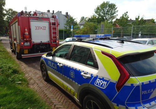 Tlenek węgla w mieszkaniu. Do szpitala odwieziono kobietę