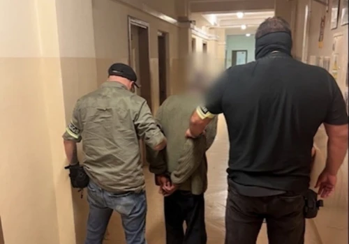 Zaatakował laską kobietę z Ukrainy. Policja zatrzymała 76-latka