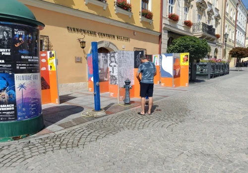 Żar leje się z nieba. Tarnów walczy z upałami